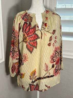 Mod Lusive Cream Floral Print V-Neck Long Sleeve Blouse Size M
